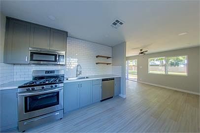3rd image of 4221 N 20th St APT 4