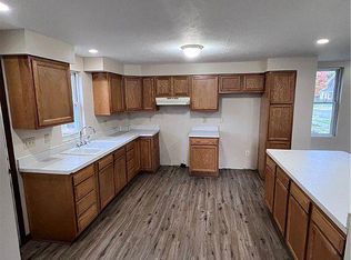 111 Vine St, Ravenna, OH 44266