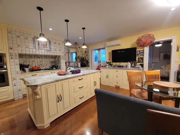 108 West 71st Street image 1 of 16