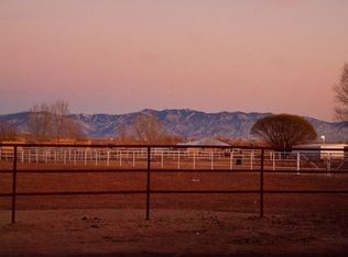 20 Cottonwood Ln, Los Lunas, NM 87031