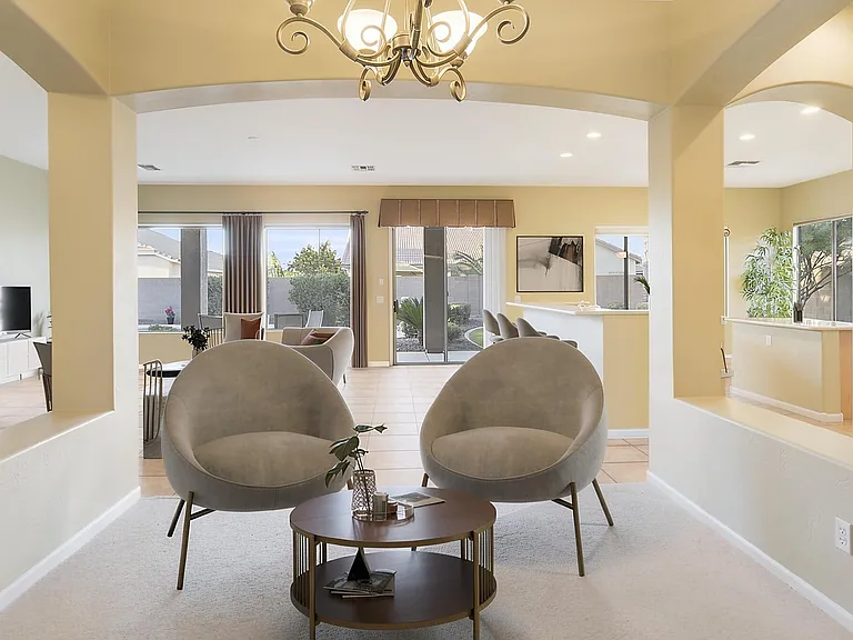 4424 E Palmdale Ln — Photo 9
