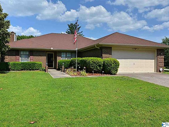 3rd image of 1314 Arolen Dr SE