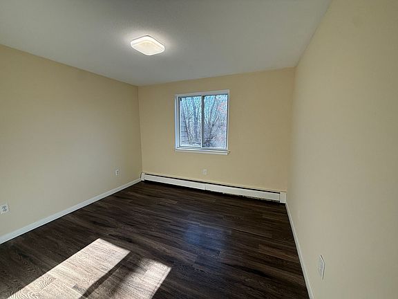 5th image of 17-25 Edgewood Ave