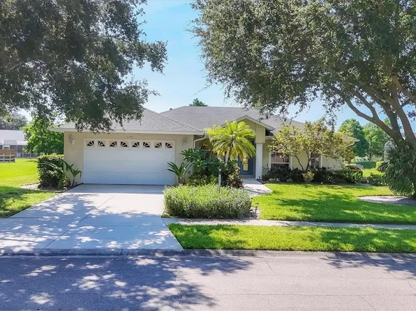 5786 Sandy Pointe Dr, Sarasota, FL 34233
