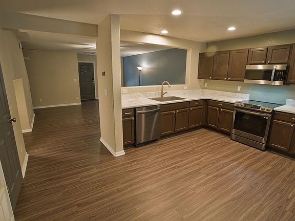 4th image of 2281 E 109th Dr
