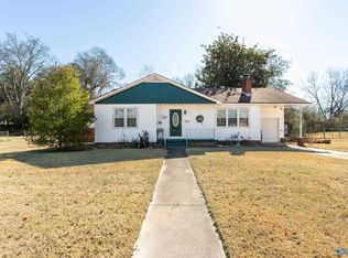 600 Crestview Dr, Gadsden, AL 35903