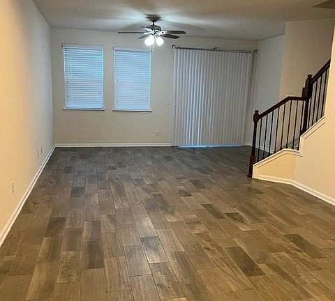 3rd image of 219 Servia Dr