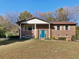 39 Tipton Dr, Candler, NC 28715