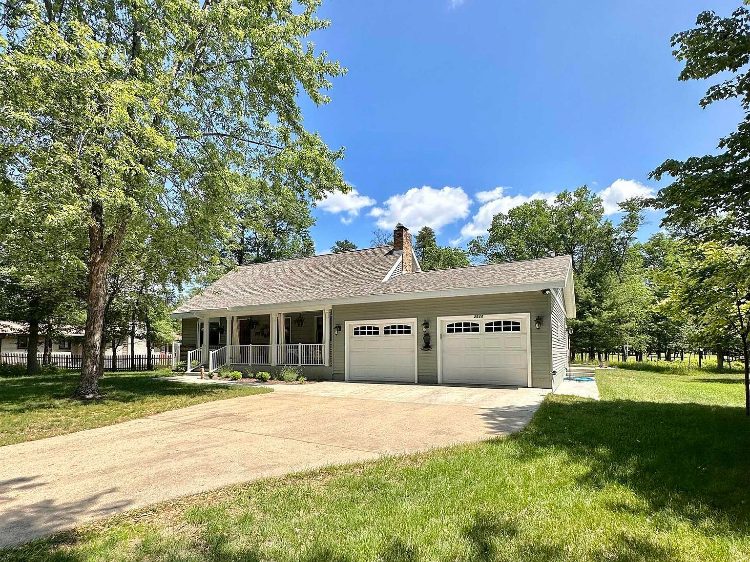 7610 N Bluff Dr .5, Gladstone, MI 49837 Zillow