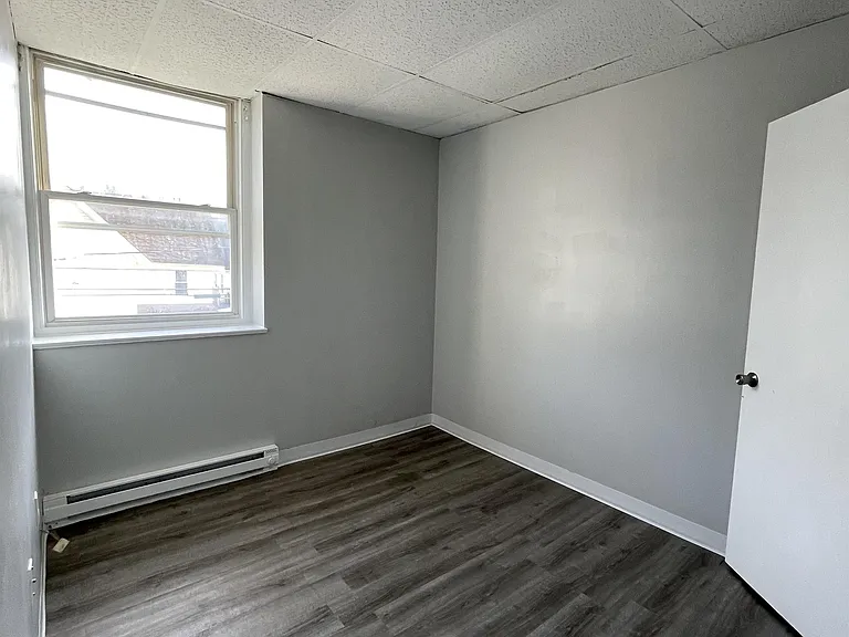 179 Grand St #4 — Photo 5
