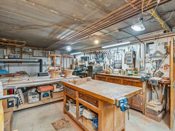 12 Coopers Beach Road, Owls Head, ME 04854