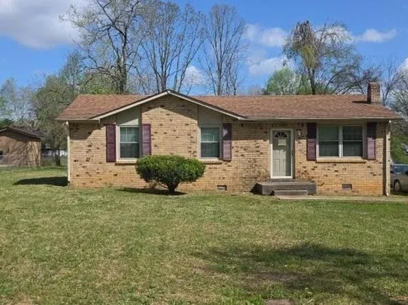 10026 W Green Cemetery Rd, Bon Aqua, TN 37025