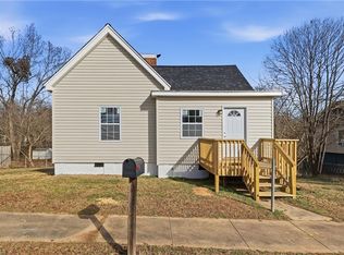 408 Seaman St, Winston Salem, NC 27103