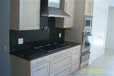 3rd image of 11270 Serpentine Ct