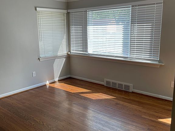 5th image of 23231 Port St