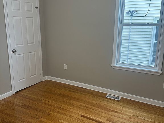 5th image of 68 Bellevue St #1A