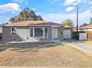 1201 N Rinaldi St, Visalia, CA 93291