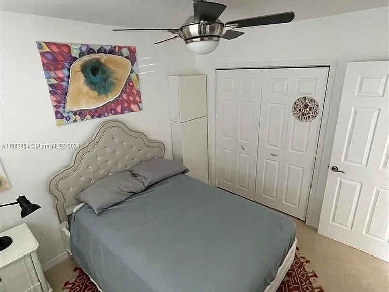 4920 SW 27th Ave #0 — Photo 17