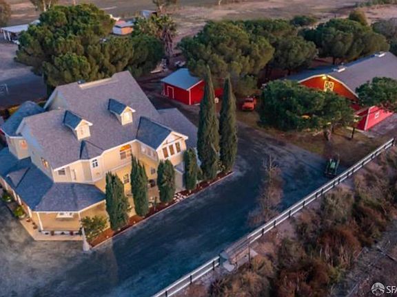 5th image of 4100 Gateway Rd