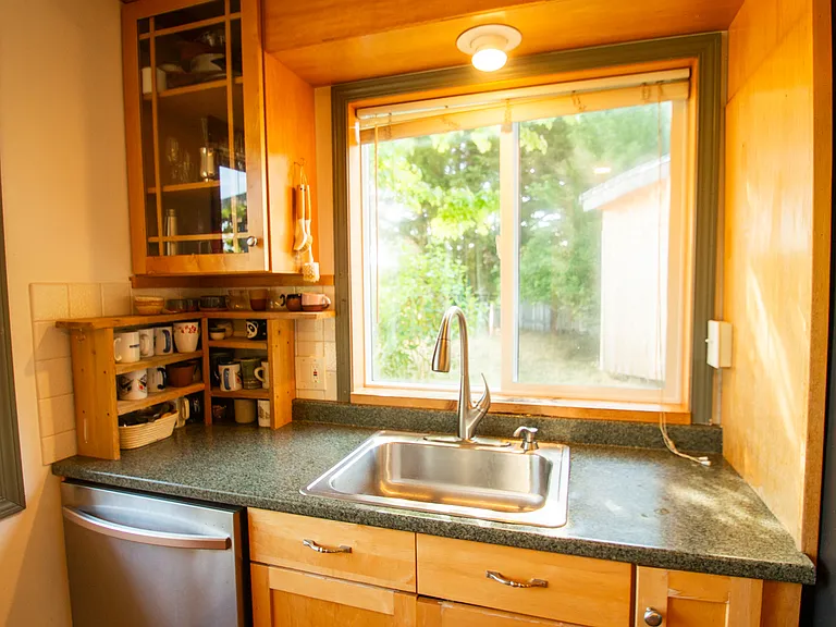 1281 E Anderson Rd — Photo 11