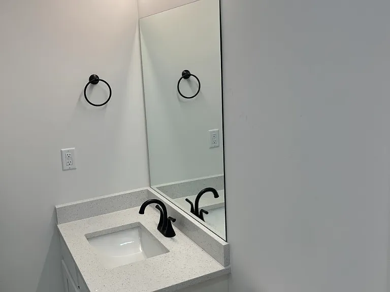 145-145 E Main St #147-300 — Photo 2