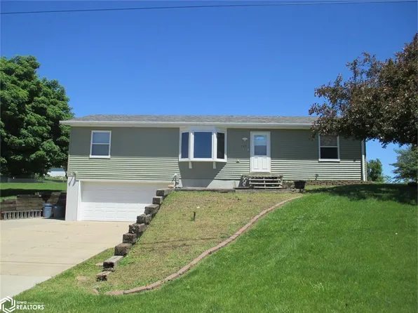 103 Broad St, Grinnell, IA 50112