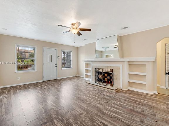 5th image of 590 Revilo Blvd