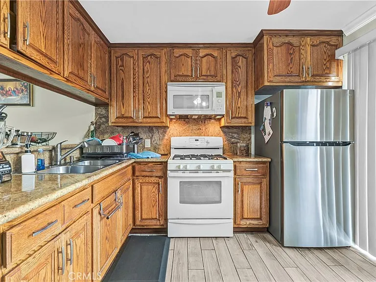 16825 Passage Ave — Photo 12