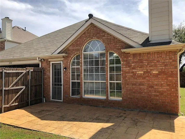 2521 Allegro Ln — Photo 16