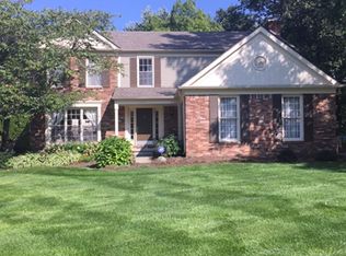 3213 Windwood Rd, West Bloomfield, MI 48324