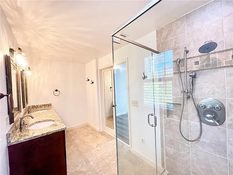 2395 Brownstone Ct — Photo 34