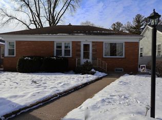 961 S 8th Ave, Kankakee, IL 60901