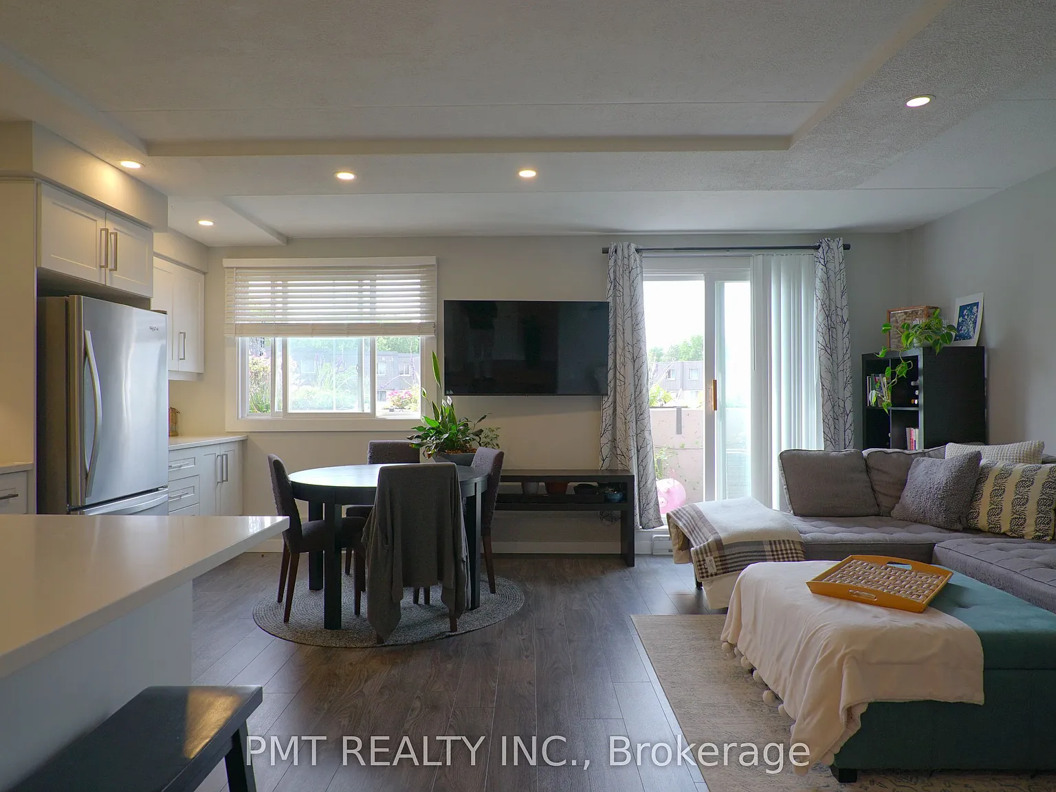 2 bed, $2,250 — Photo 2