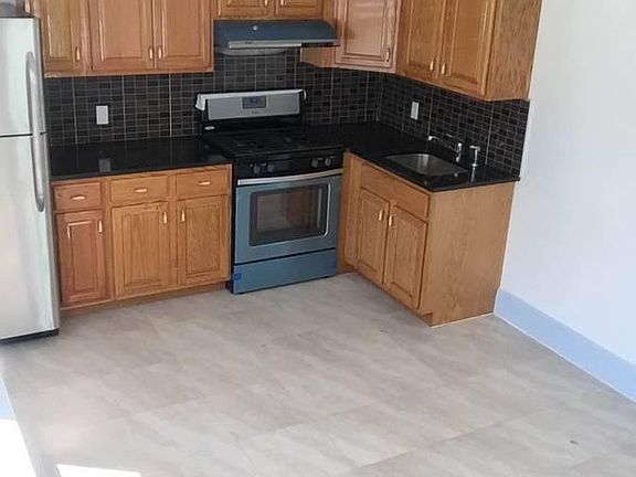 2nd image of 8542 105th St #2FL