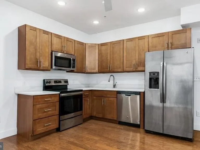 1637 Poplar St #LL1 — Photo 3
