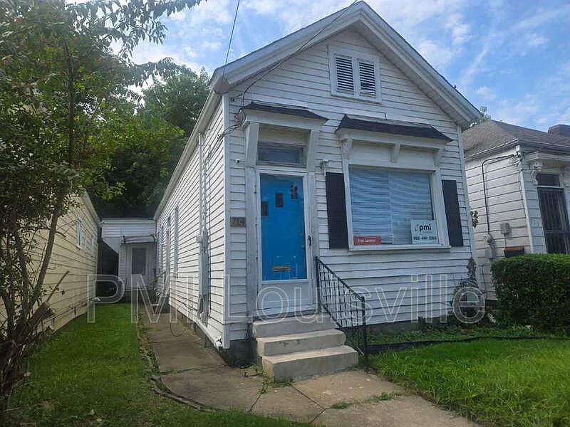 2 bed, 1.0 bath, 1144 sqft, $1,550 — Photo 2