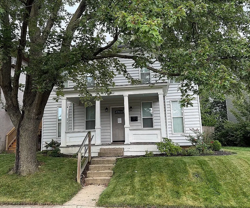 1262 Indianola Ave