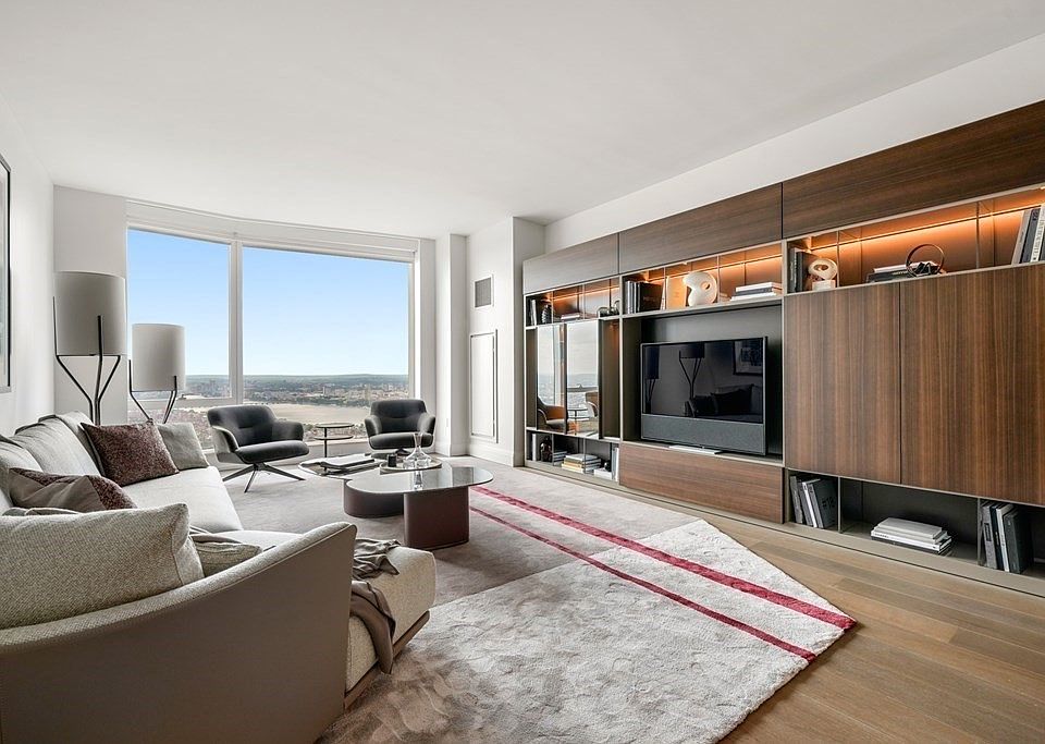 1st image of 240 Devonshire St #4002
