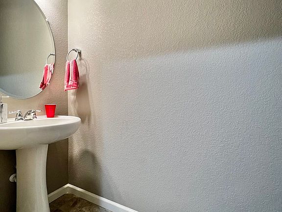 4th image of 4544 Kingswood Dr