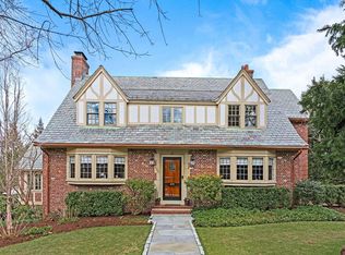 409 Heath St, Brookline, MA 02467