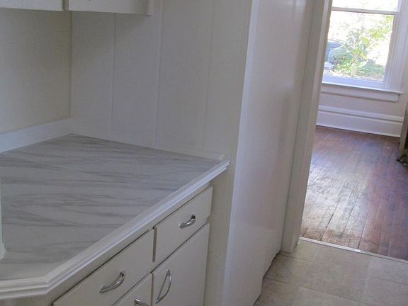 Built-in Hallway Hutch