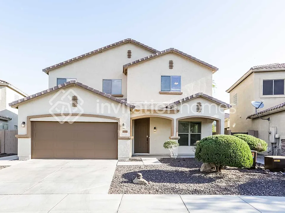 4508 W Burgess Ln