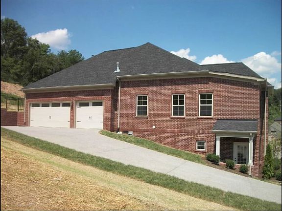 Right (garage) elevation