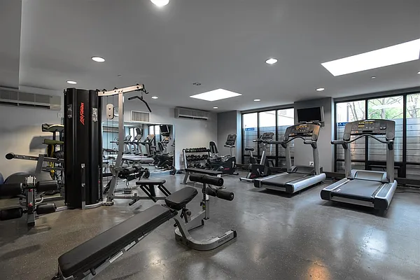 Sold by Christoph Schluender Realty | media 9