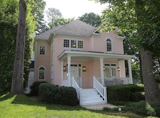 7600 Pinewild Ct, Raleigh, NC 27615