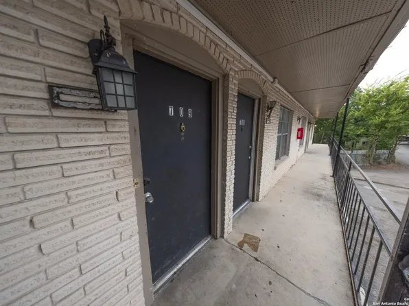 170 De Chantle APT 709, San Antonio, TX 78201