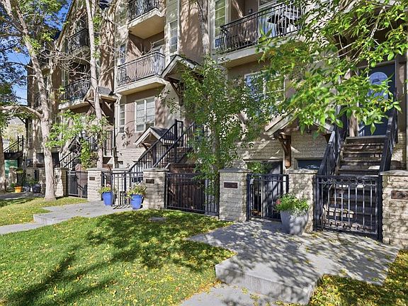 2nd image of 1728 S 35th Ave SW #104