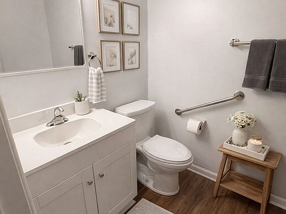 3rd image of 1802 S Plaza Dr APT 15