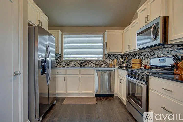 3145 Midland Valley St — Photo 13