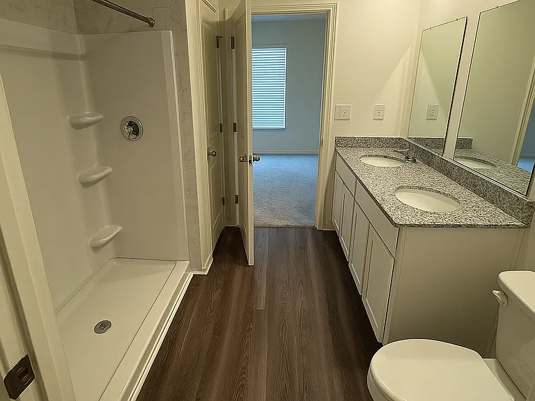 140 Lochwolde Dr — Photo 18